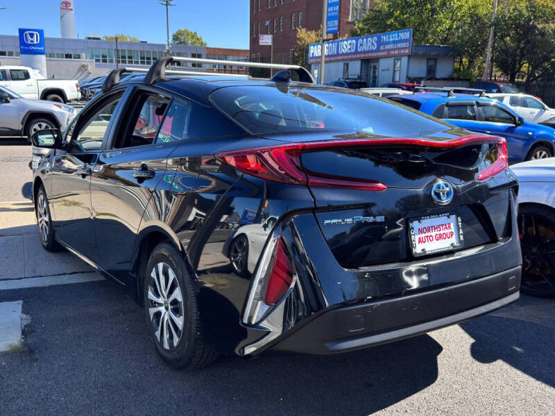 2021 Toyota Prius Prime LE