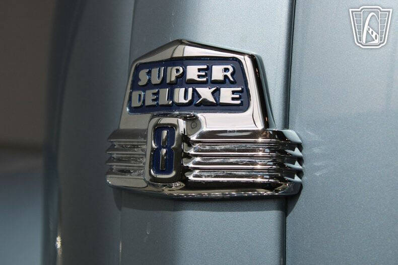 1947 Ford Super Deluxe