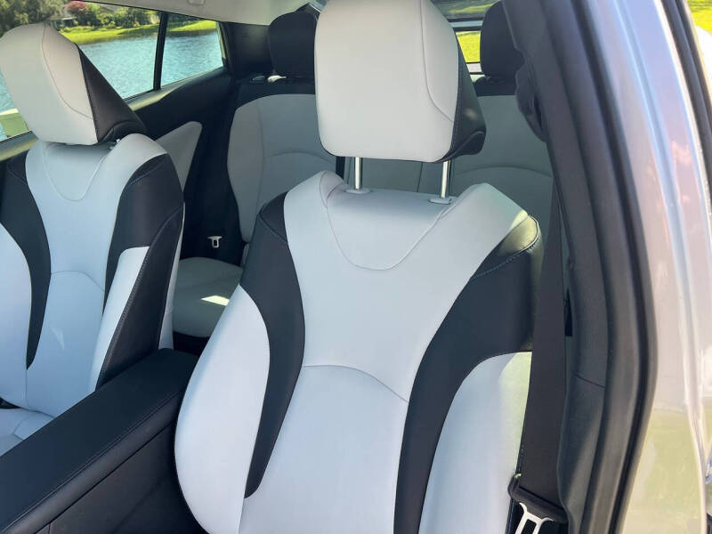 2019 Toyota Prius Limited