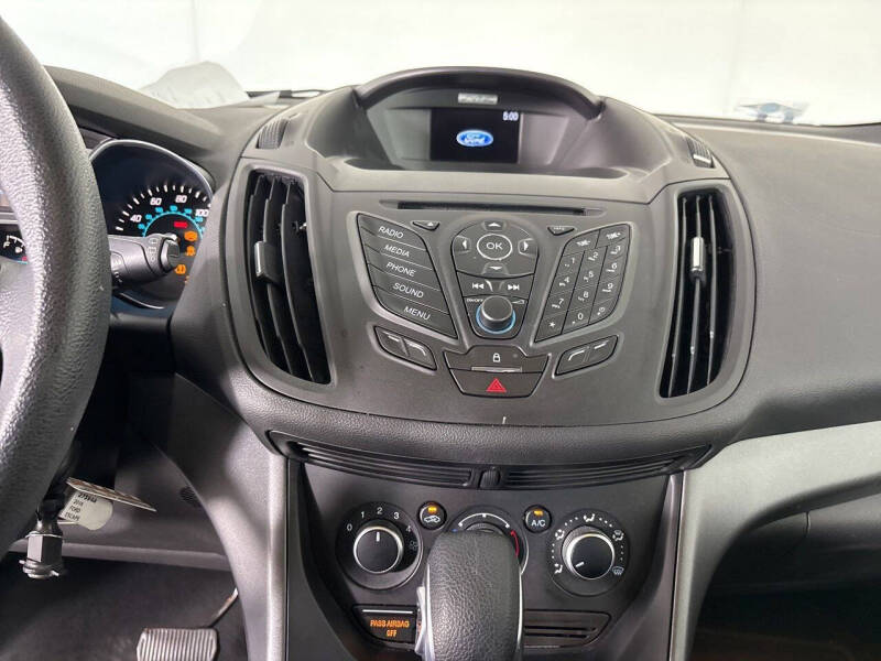 2016 Ford Escape S