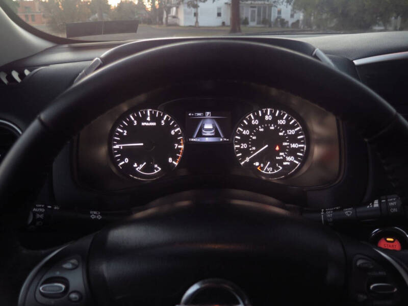 2018 Nissan Pathfinder SV