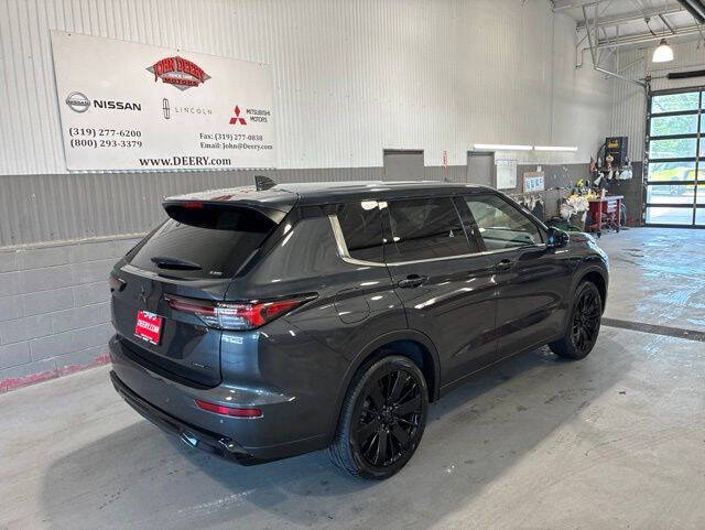 2026 Mitsubishi Outlander LE