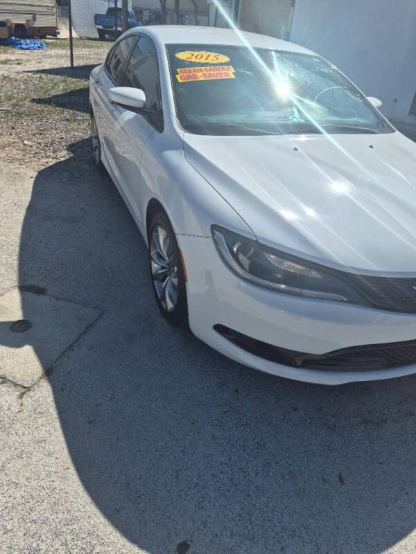 2015 Chrysler 200 S
