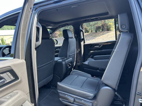 2025 GMC Yukon XL Elevation