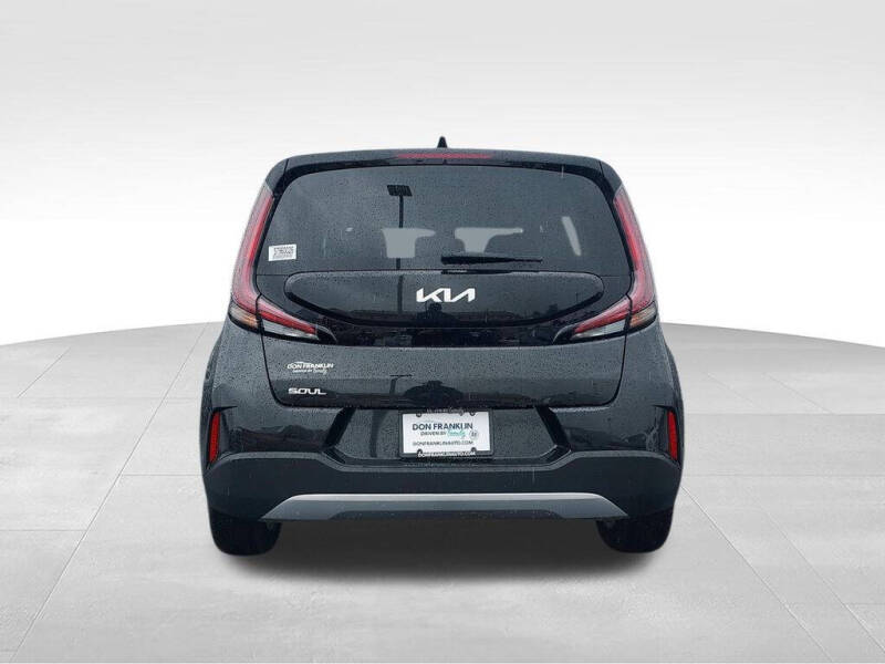 2025 Kia Soul LX