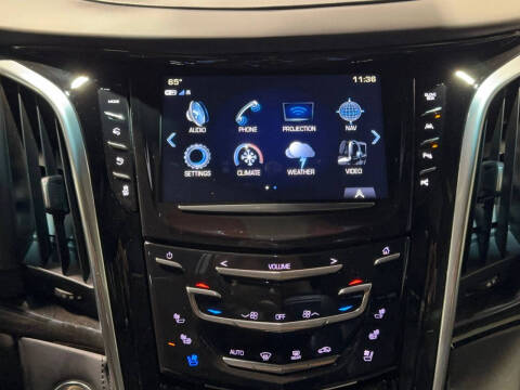 2019 Cadillac Escalade Platinum
