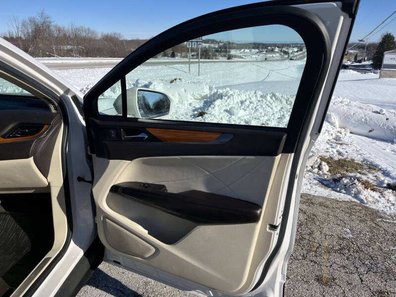 2016 Lincoln MKC Reserve