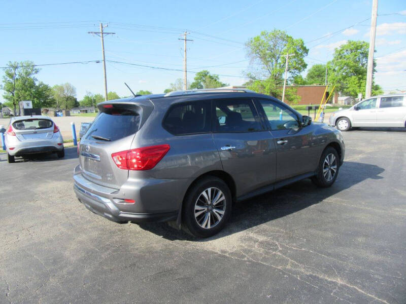 2017 Nissan Pathfinder S
