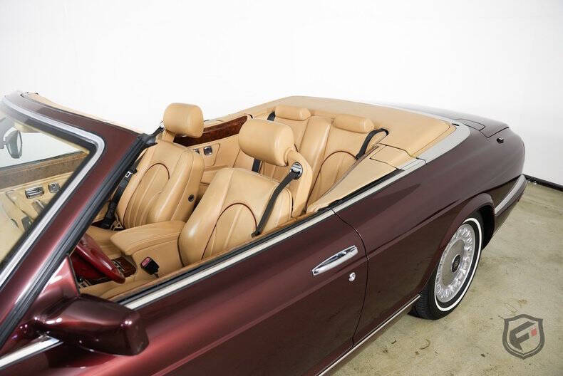 2001 Rolls-Royce Corniche