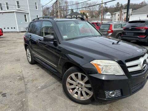 2010 Mercedes-Benz GLK for sale at Charlie's Auto Sales in Quincy MA
