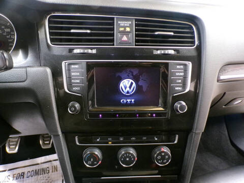 2015 Volkswagen Golf GTI S