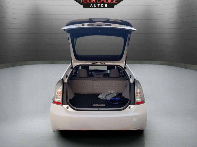 2013 Toyota Prius Plug-in Hybrid Advanced