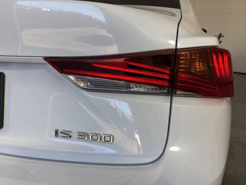 2020 Lexus IS 300