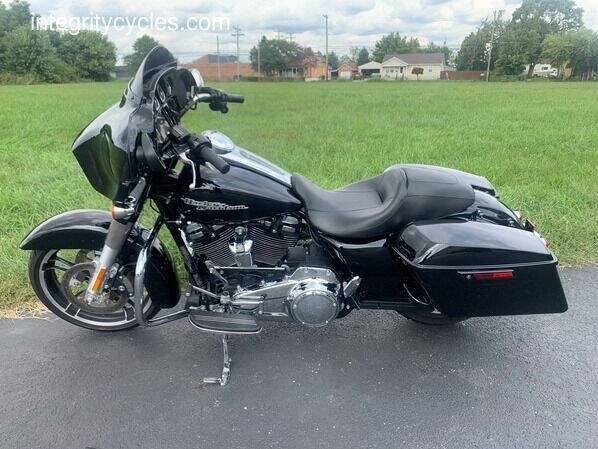 2017 Harley-Davidson Street Glide Special