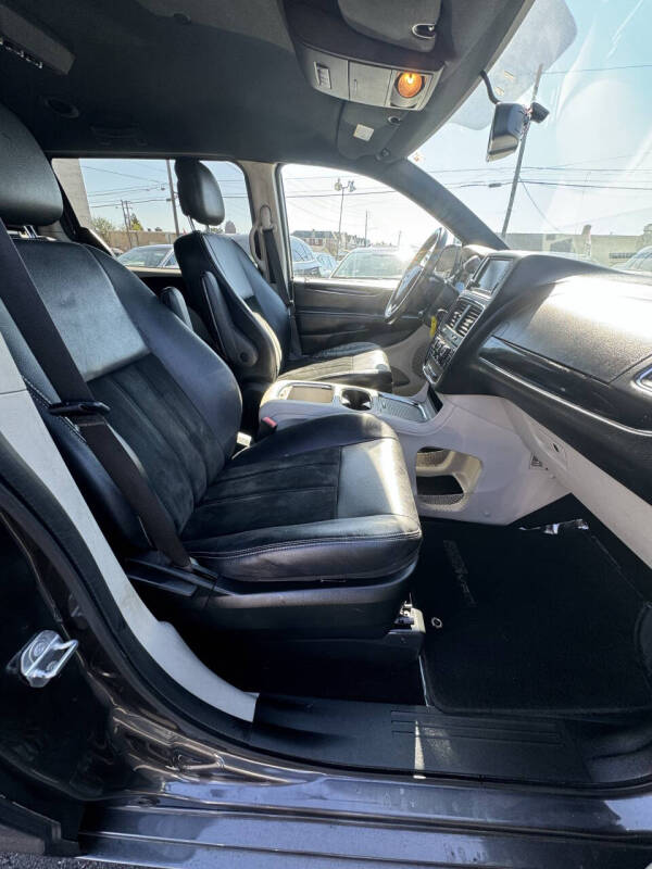 2017 Dodge Grand Caravan SXT