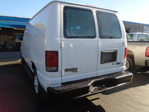 2009 Ford E-Series E-250