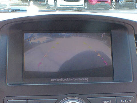 2008 Nissan Pathfinder LE V8