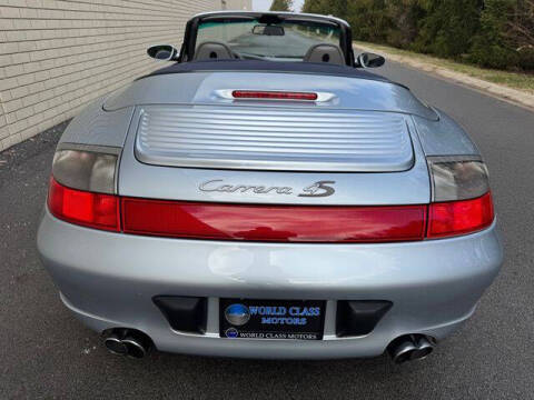 2004 Porsche 911 Carrera 4S