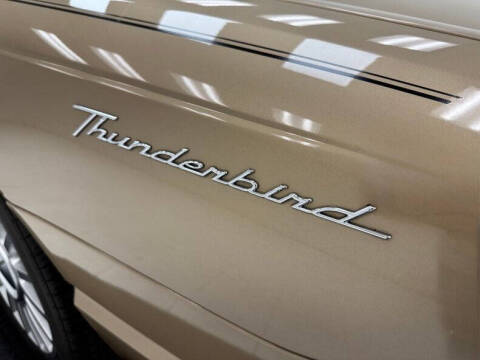 2005 Ford Thunderbird Deluxe