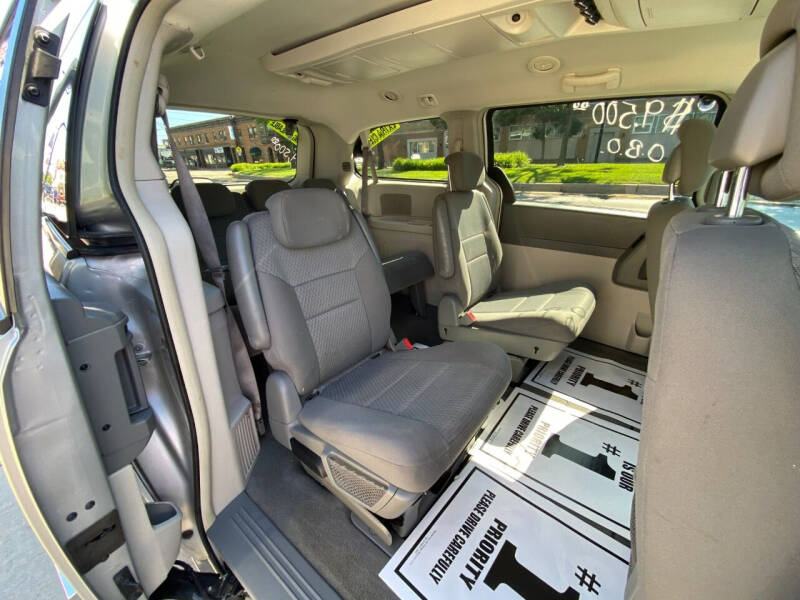 2010 Dodge Grand Caravan Crew