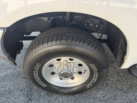 2000 Ford Excursion XLT