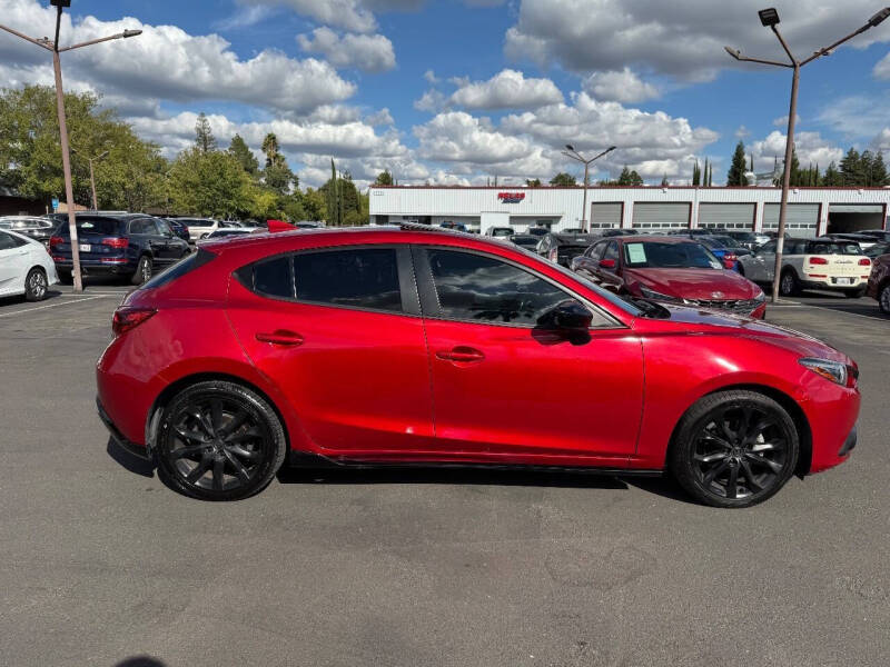 2016 Mazda MAZDA3 s Grand Touring