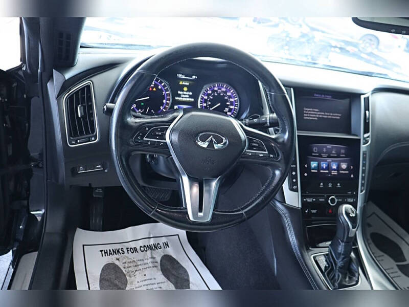 2017 Infiniti Q60 3.0T Sport