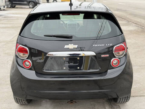 2013 Chevrolet Sonic LTZ Auto