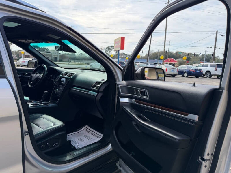 2017 Ford Explorer Limited