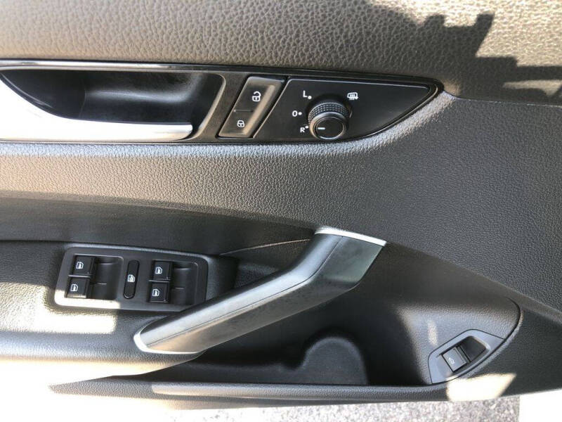 2021 Volkswagen Passat SE