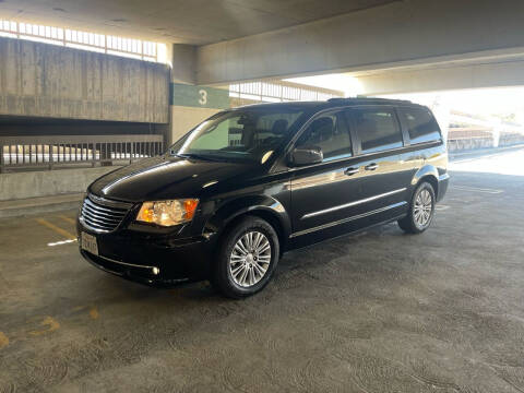 2015 Chrysler Town and Country for sale at 1st Choice Auto Sales in Hayward CA