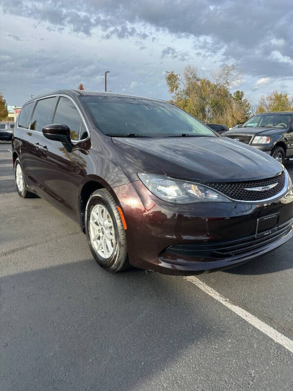 2017 Chrysler Pacifica Touring