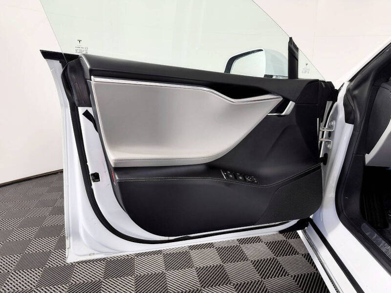 2016 Tesla Model S