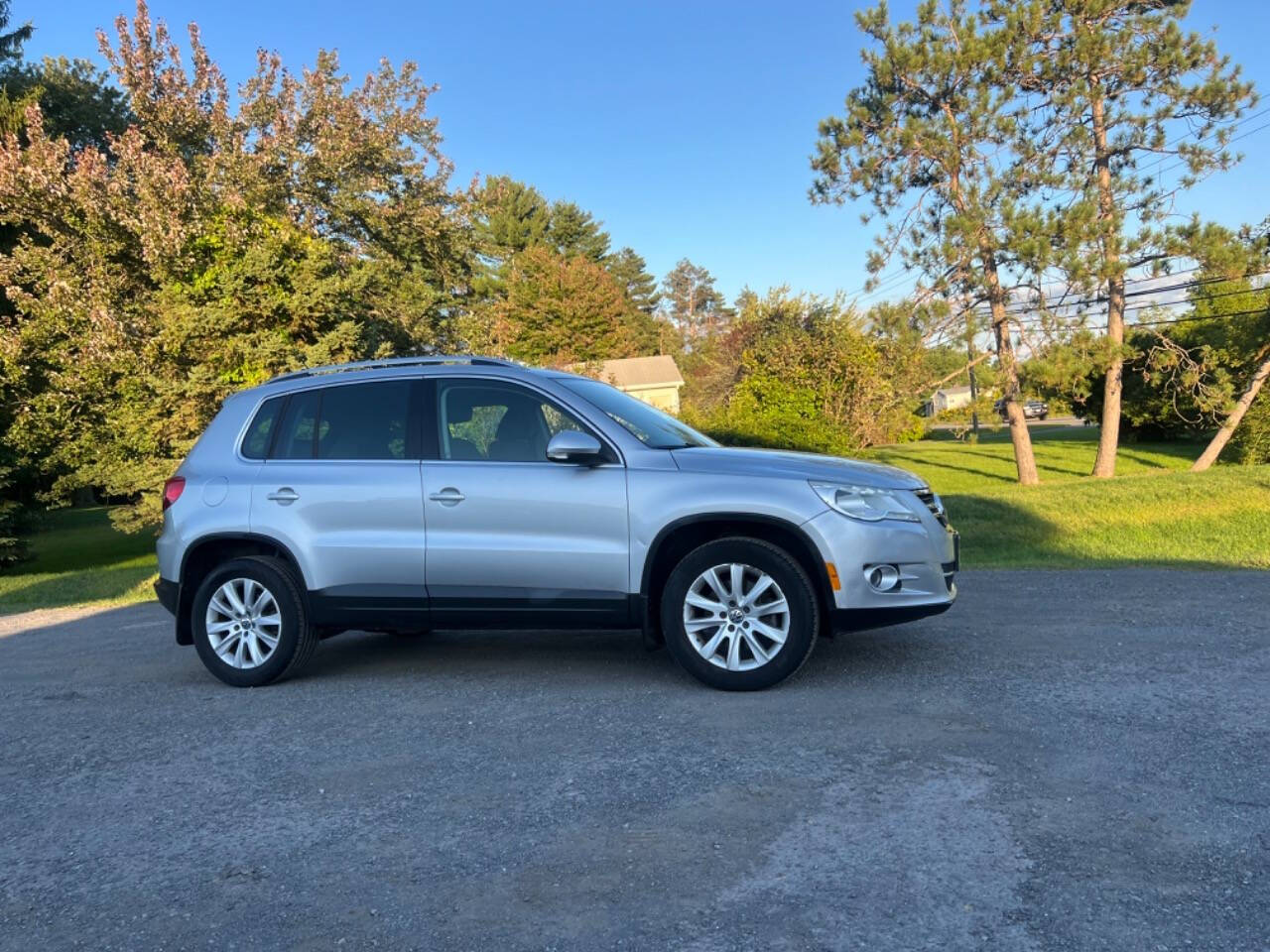 2009 Volkswagen Tiguan for sale at Town Auto Inc in Clifton Park, NY