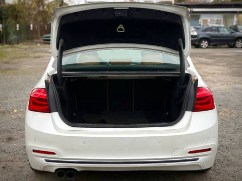 2018 BMW 3 Series 330i xDrive