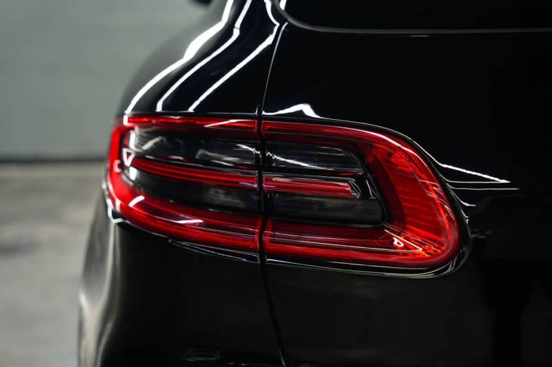 2018 Porsche Macan S