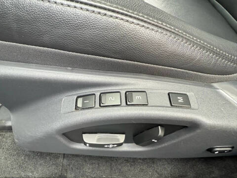 2016 Volvo XC60 T5 Platinum