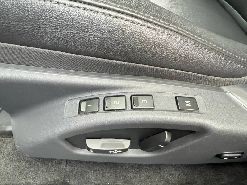 2016 Volvo XC60 T5 Platinum