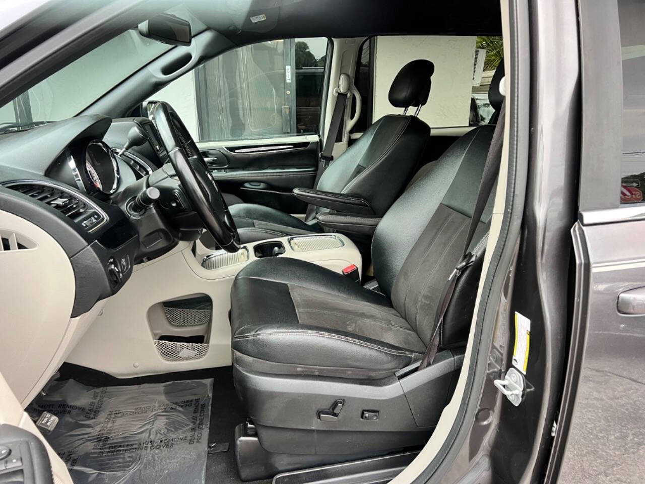 2020 Dodge Grand Caravan for sale at Luma Motors LLC in Tampa, FL