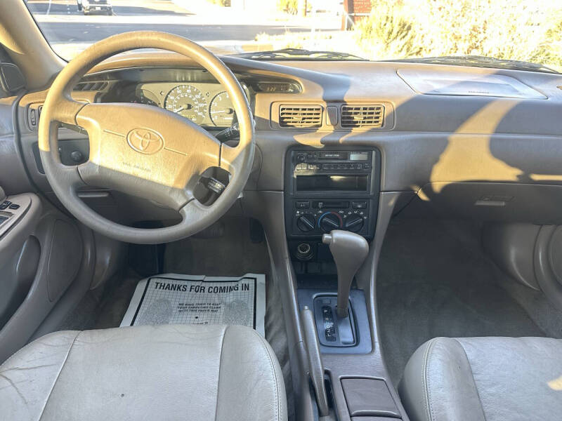 1997 Toyota Camry LE V6