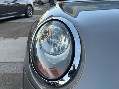 2017 MINI Hardtop 4 Door Cooper