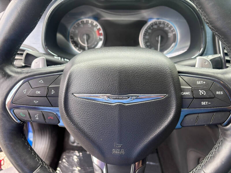 2015 Chrysler 200 S