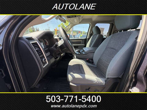 2017 RAM 1500 SLT