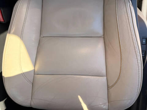 2011 Volvo C70 T5