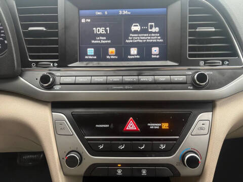2017 Hyundai Elantra