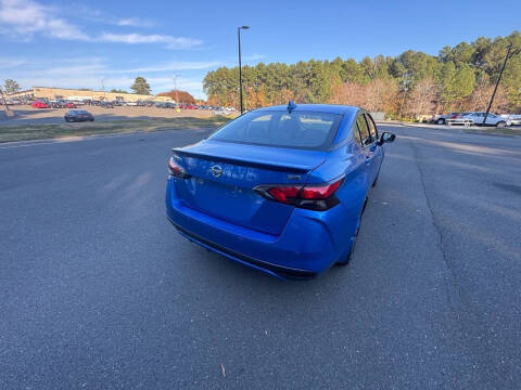 2022 Nissan Versa SR