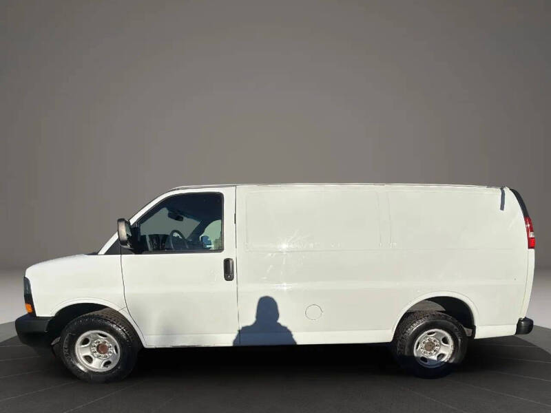 2019 Chevrolet Express 2500
