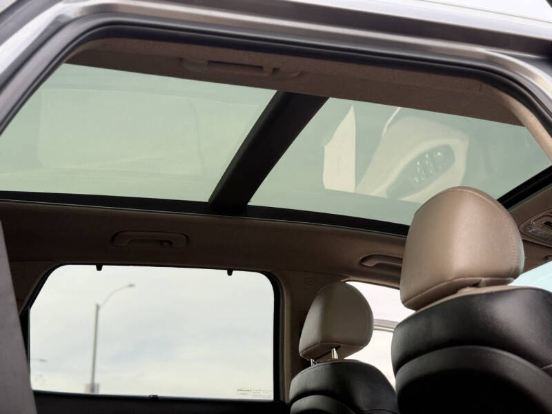 2019 Hyundai Santa Fe Ultimate 2.4L