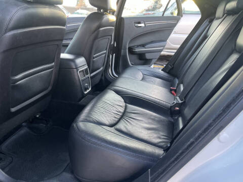 2011 Chrysler 300 Limited