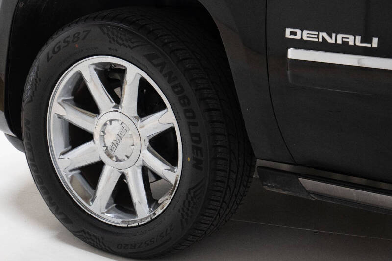 2011 GMC Yukon Denali